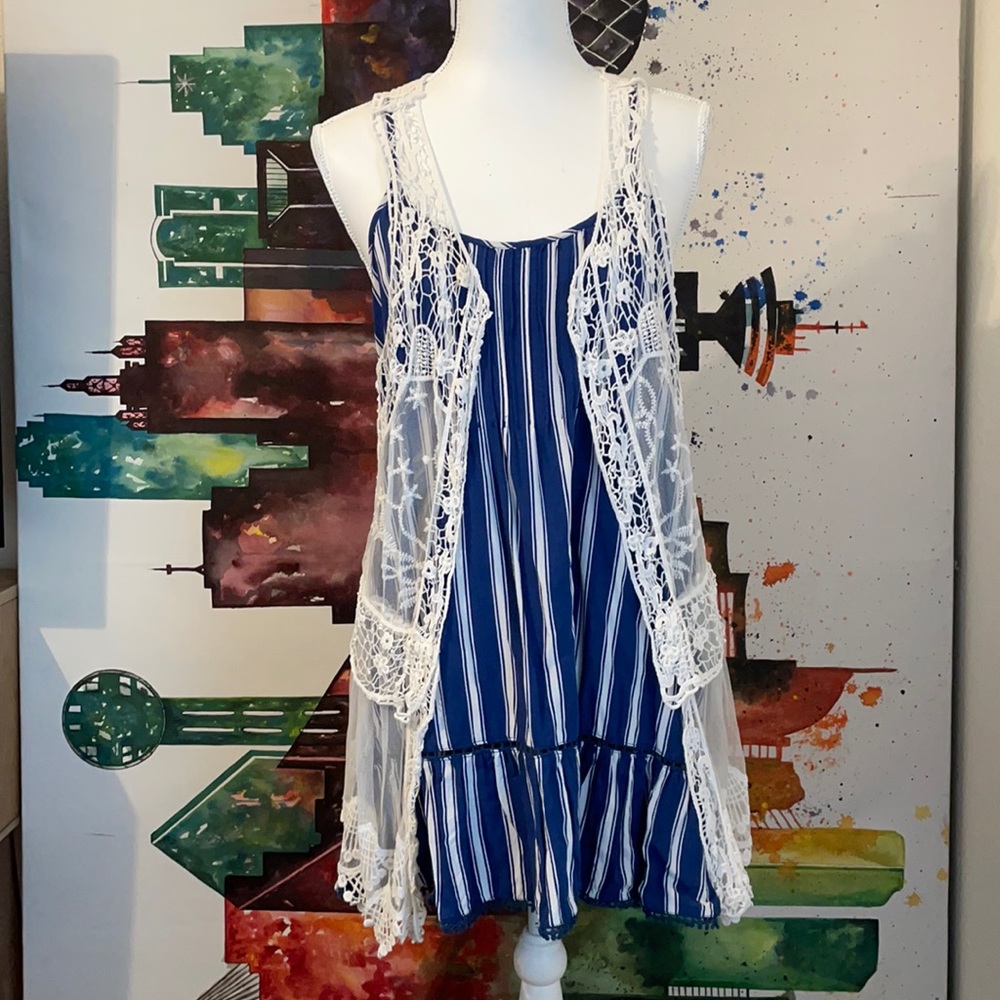 Pout White Beach Coverup
